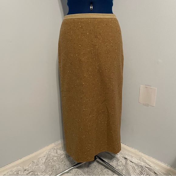 Country Road Dresses & Skirts - Vintage Tan Wool Skirt Size 4